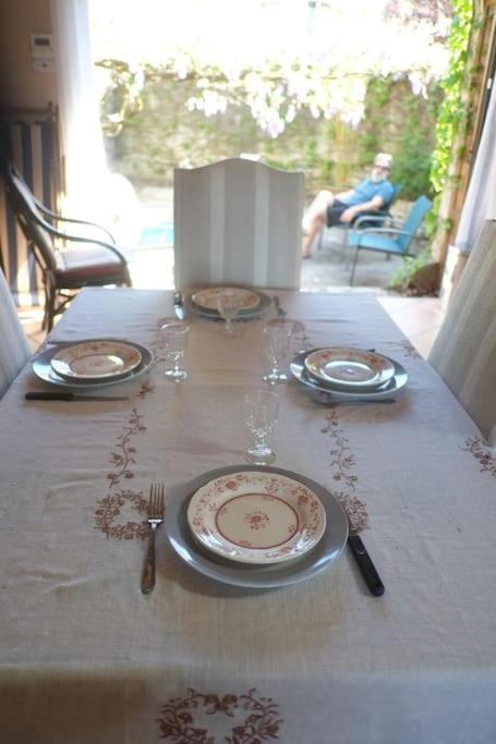 La Sagnarde, Maison En Pierre, ルブレサック エクステリア 写真
